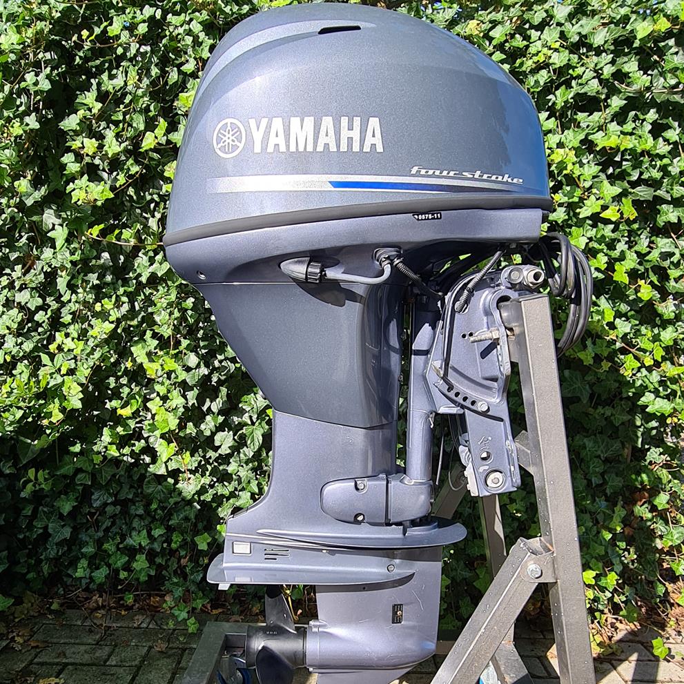 Yamaha 40pk EFI slechts 112 draaiuren